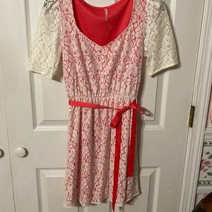 Francesca’s lace dress